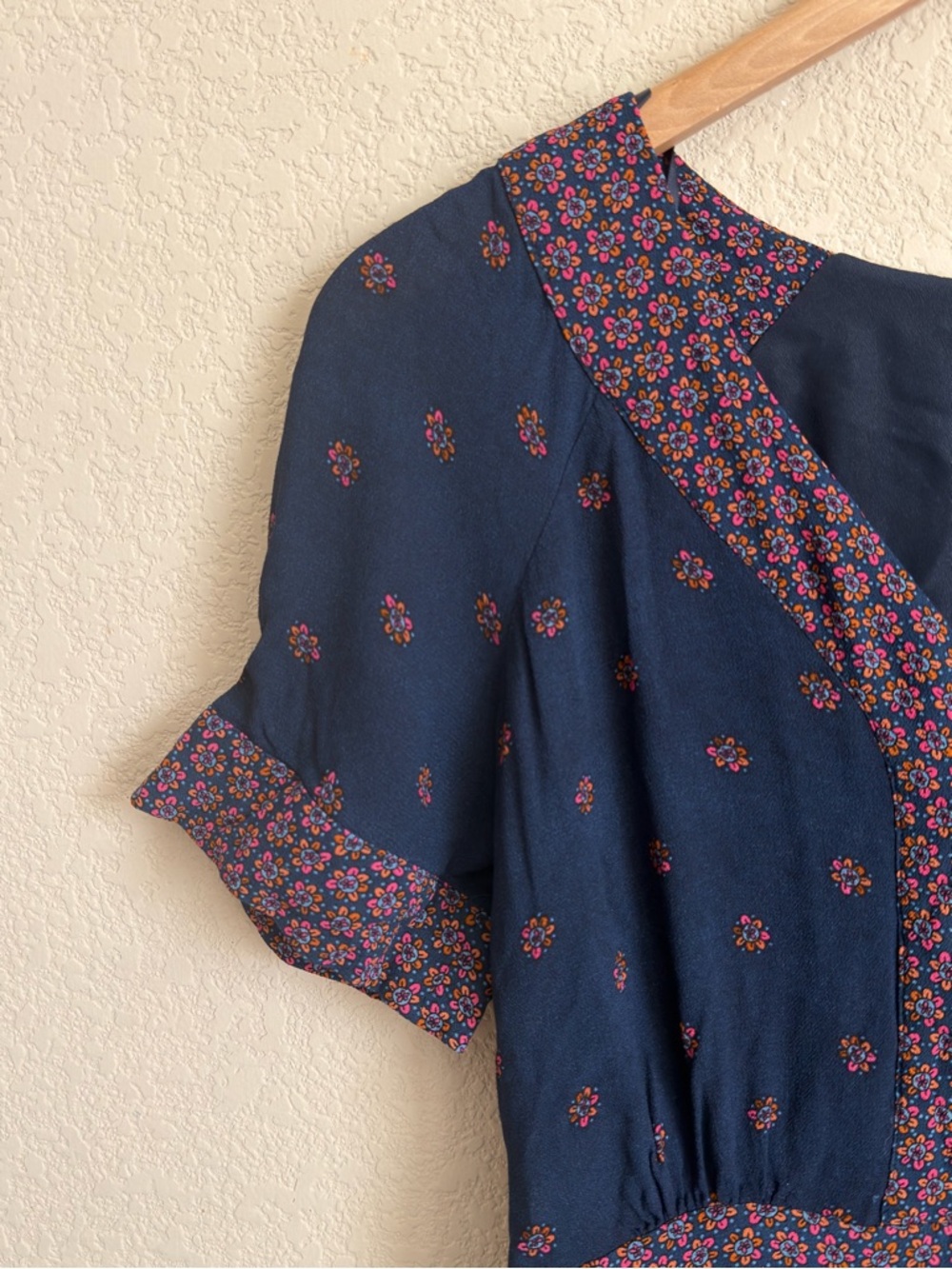 French Connection Mixed Floral Boho V-Neck Mini Dress Size 8 Navy Pink Orange - Picture 6 of 16